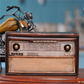 Retro Old Model Radio