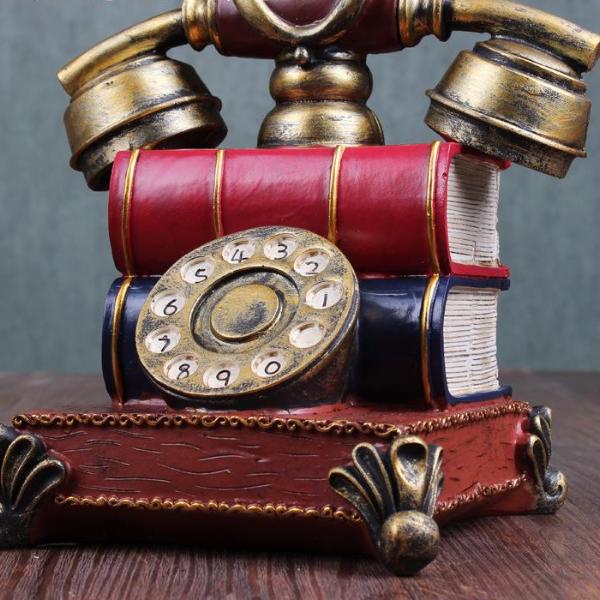 Retro Resin Telephone