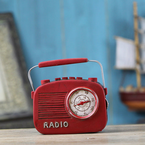 Vintage Pub Style Radio