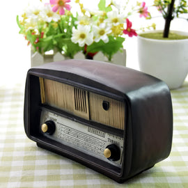 Vintage Home Decor Radio