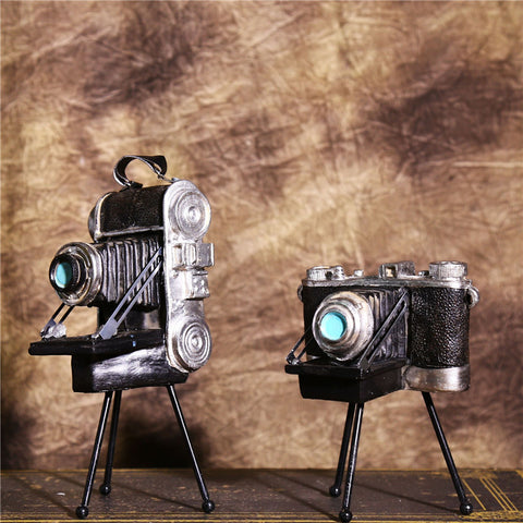 Vintage Retro Tripod Camera